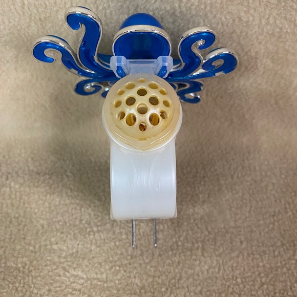 Bath & Body Works Octopus Wallflower Plug In Whimsical Decor Pearl Accents GUC - Picture 5 of 6